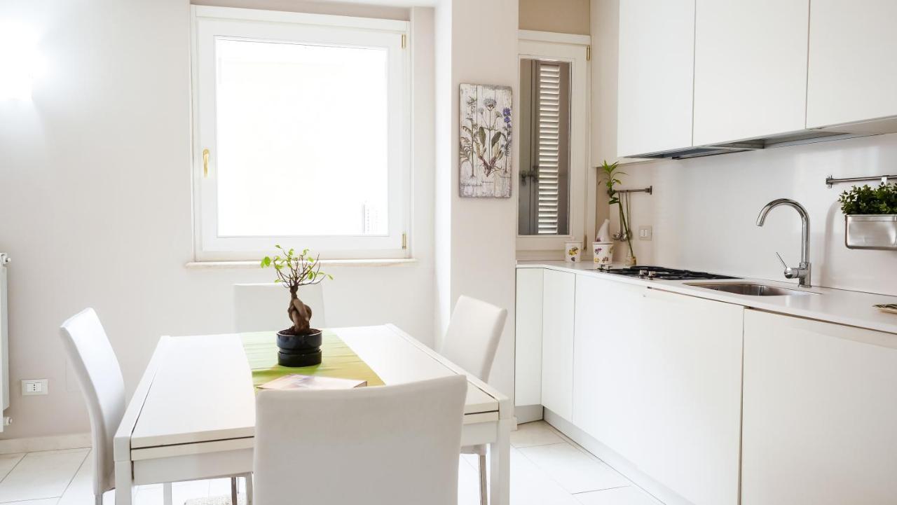 Aparthotel Le Sirene - Frida Tivoli Exteriör bild